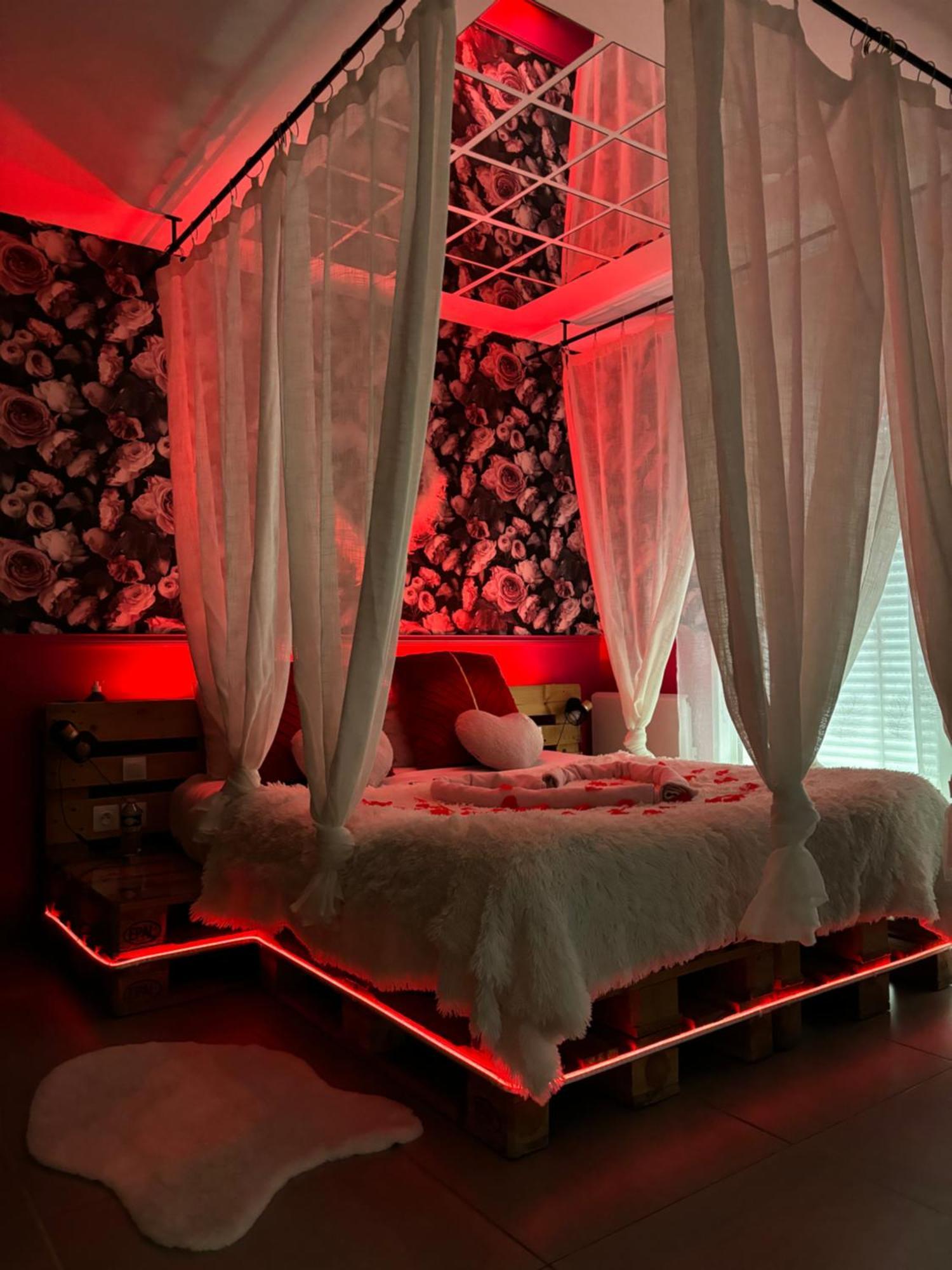 Romantisme Et Glamour 2 Avec Spa , Clim Et Jardin 디종 외부 사진